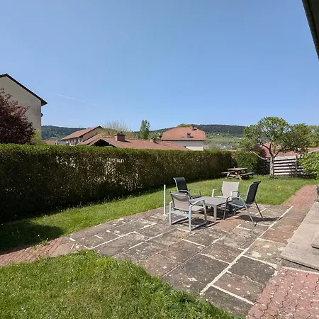 Cosy Au Coeur De Avec Jardin Et Terrasse - Fr-1-589-670 דירה *